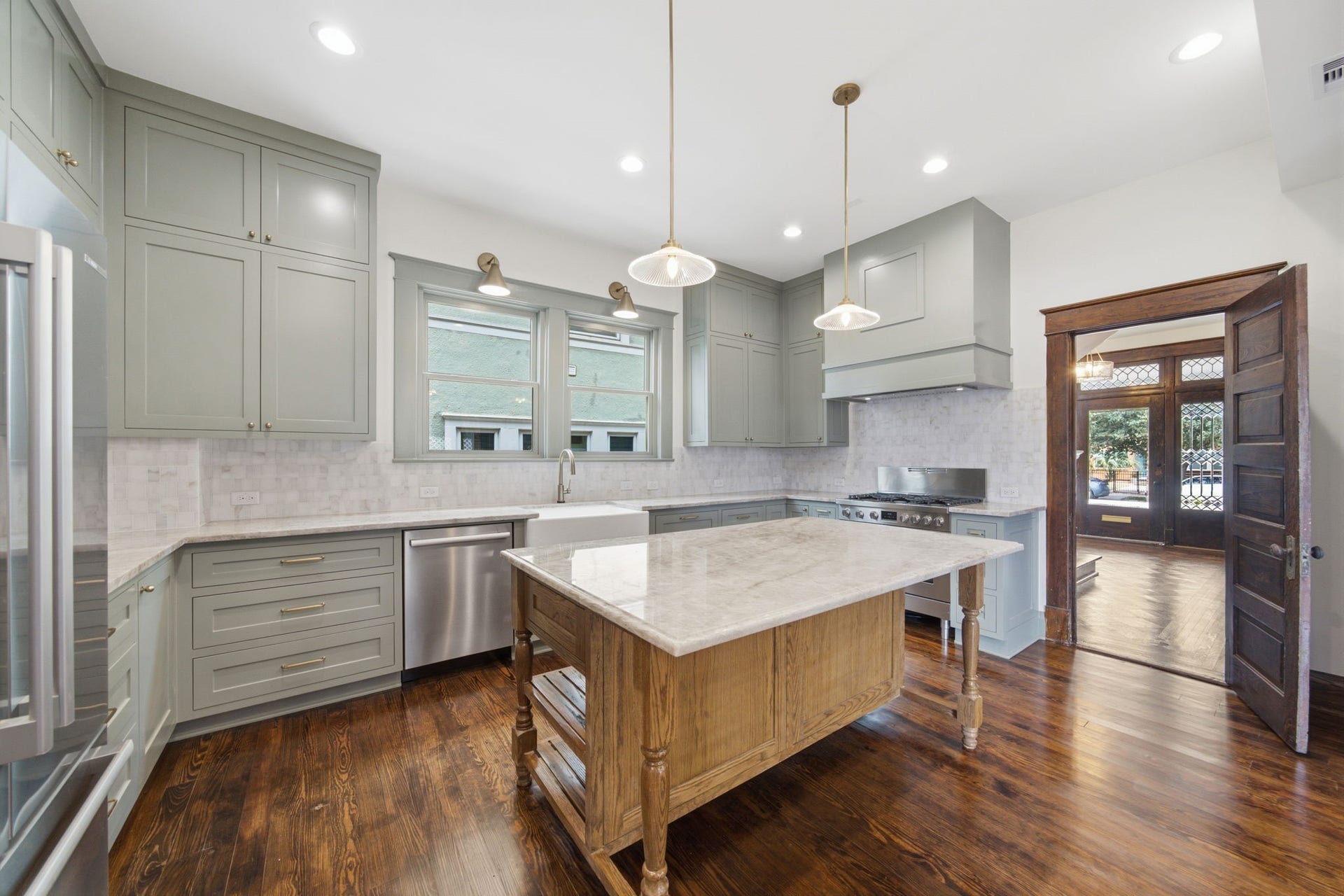 404 Avondale Street, Houston, TX 77006 404 Avondale Street, Houston, TX 77006