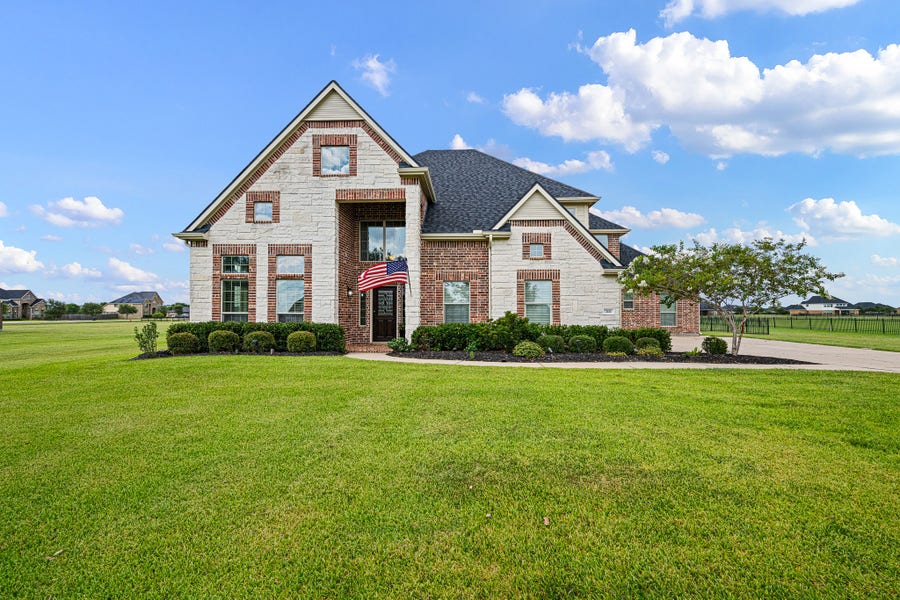 Property photo for 7411 Tejas Lakes Trail, Needville, TX