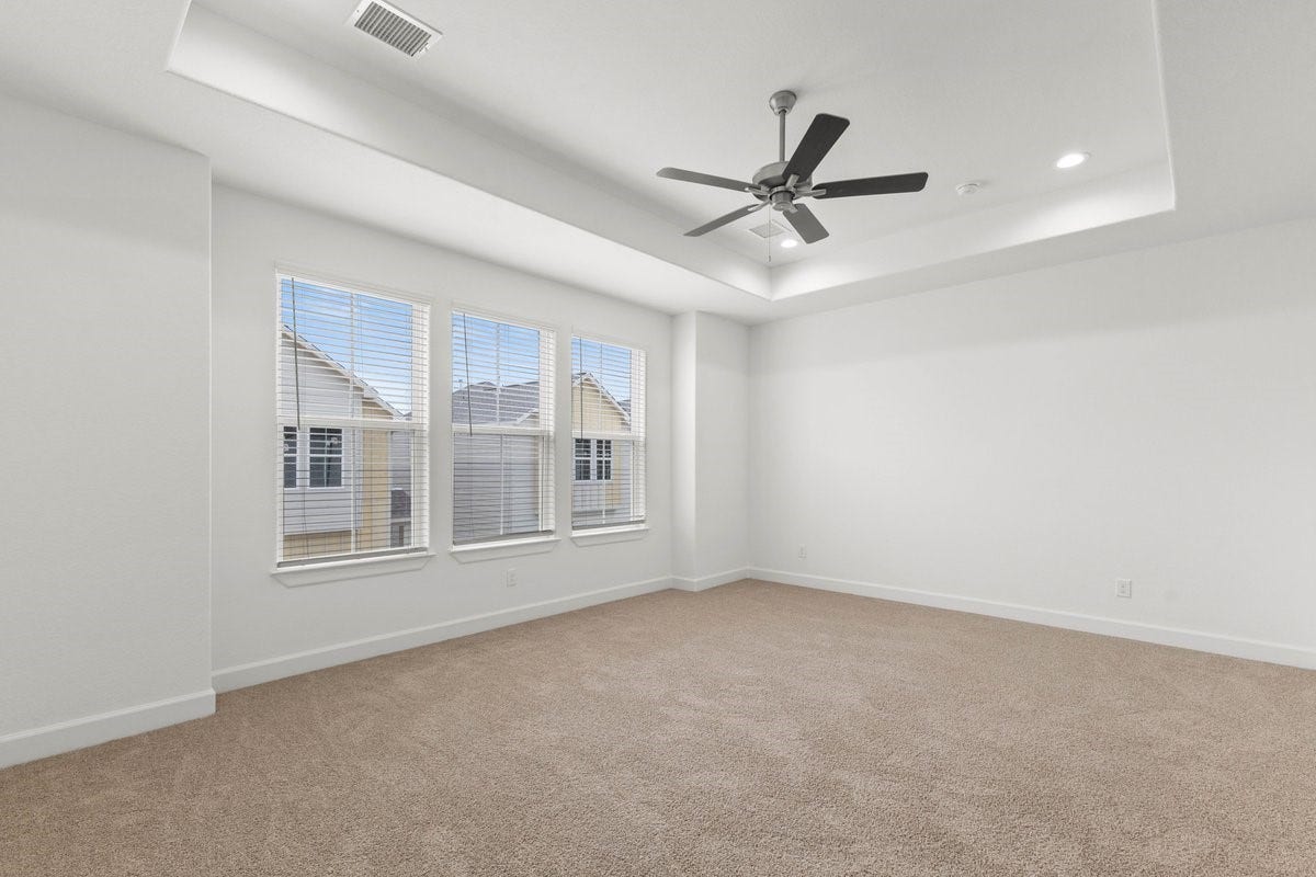 5004 Yesenia Palm Street, Houston, TX 77021 5004 Yesenia Palm Street, Houston, TX 77021