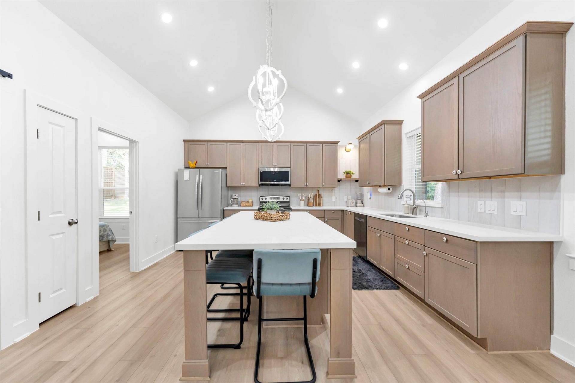 20865 Dogwood Lane, Montgomery, TX 77356