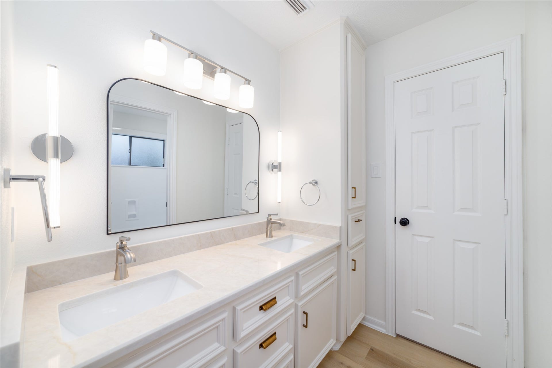 2006 Woodland Drive, Richmond, TX 77406