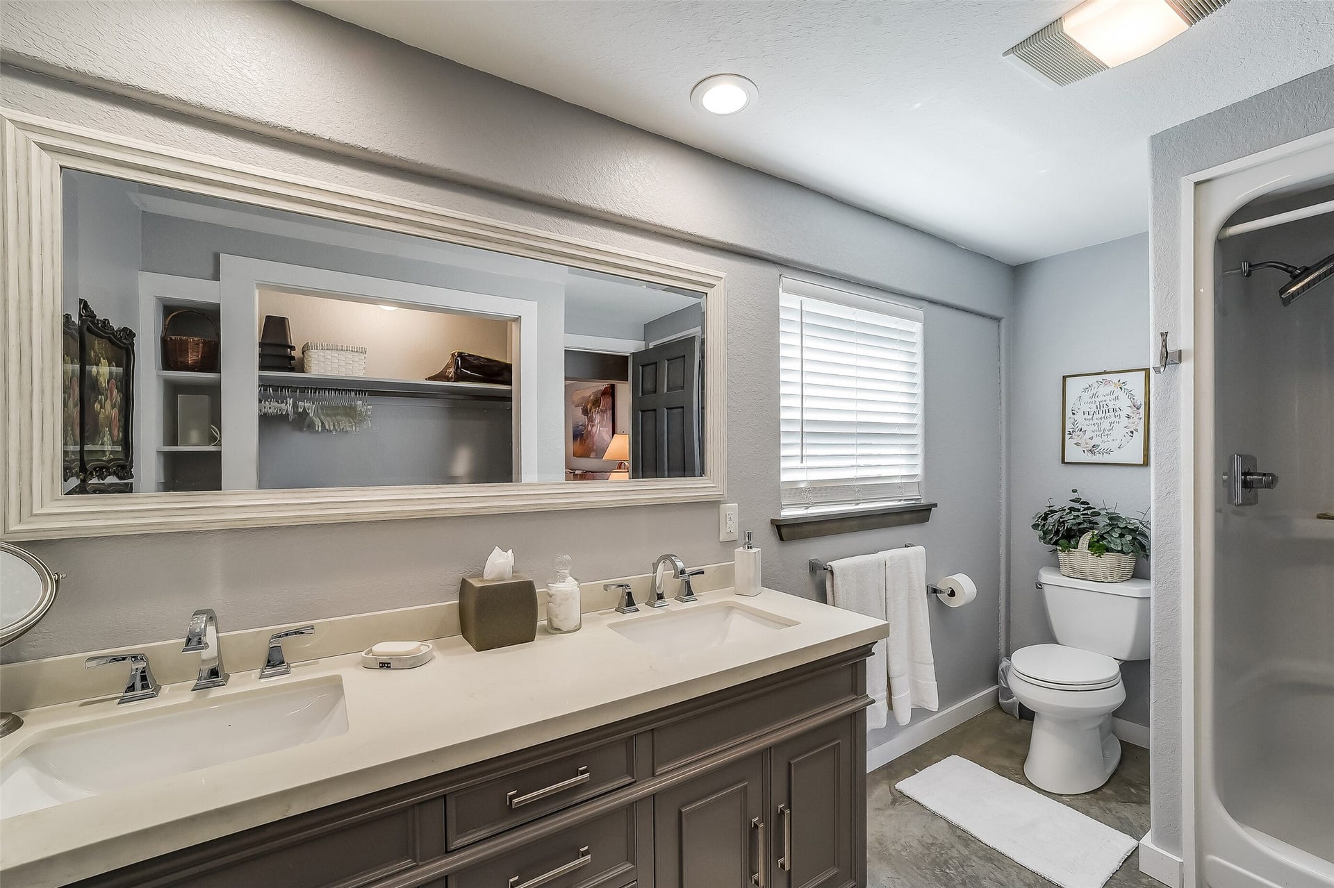6674 County Road 659, Brazoria, TX 77422 6674 County Road 659, Brazoria, TX 77422