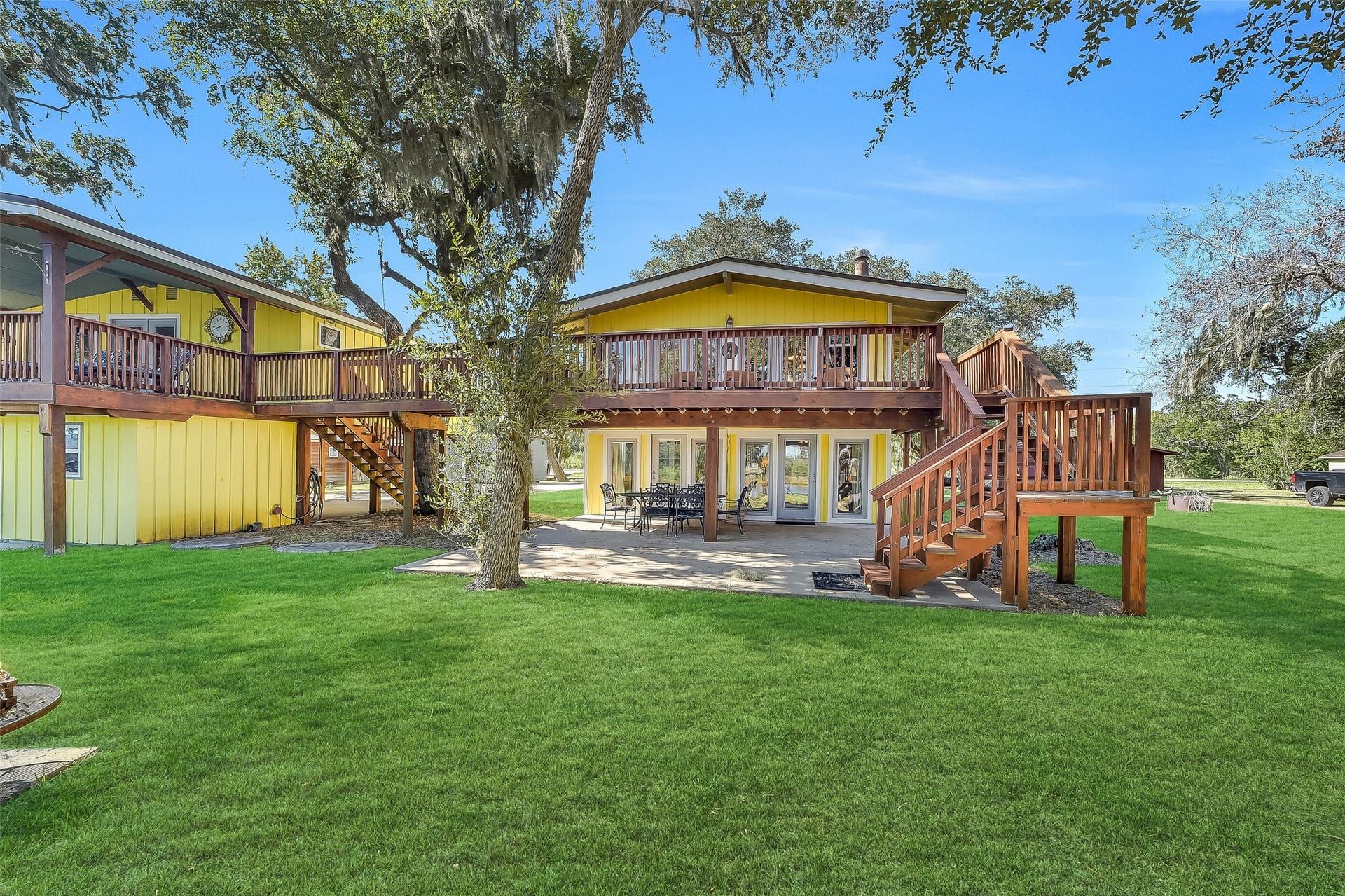 6674 County Road 659, Brazoria, TX 77422 6674 County Road 659, Brazoria, TX 77422