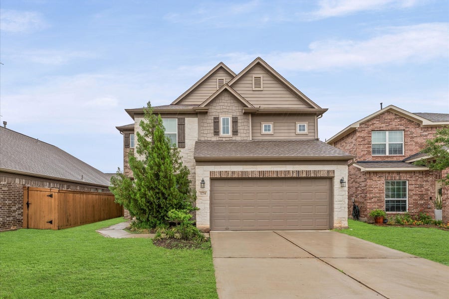 Property photo for 32714 Oak Heights Lane, Brookshire, TX
