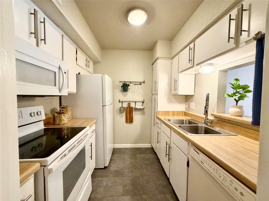 Property photo for 4639 Wild Indigo Street, #463, Houston, TX
