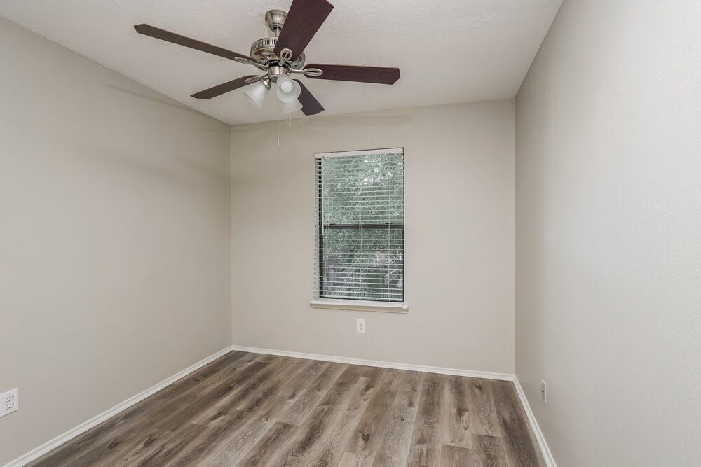 19515 Rocky Bank Drive, Tomball, TX 77375 19515 Rocky Bank Drive, Tomball, TX 77375