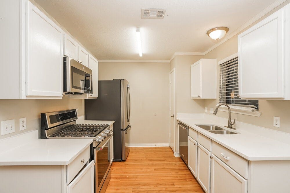 19515 Rocky Bank Drive, Tomball, TX 77375 19515 Rocky Bank Drive, Tomball, TX 77375