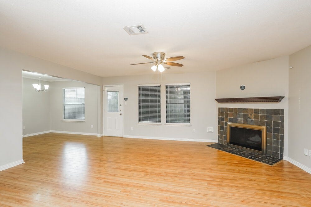 19515 Rocky Bank Drive, Tomball, TX 77375 19515 Rocky Bank Drive, Tomball, TX 77375