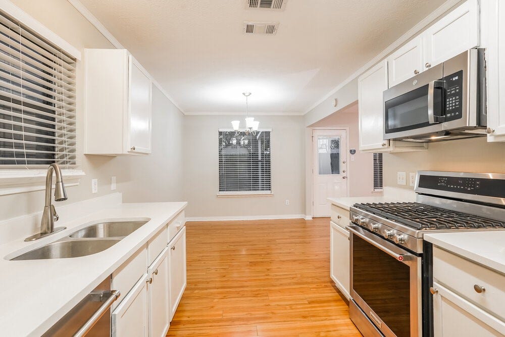19515 Rocky Bank Drive, Tomball, TX 77375 19515 Rocky Bank Drive, Tomball, TX 77375