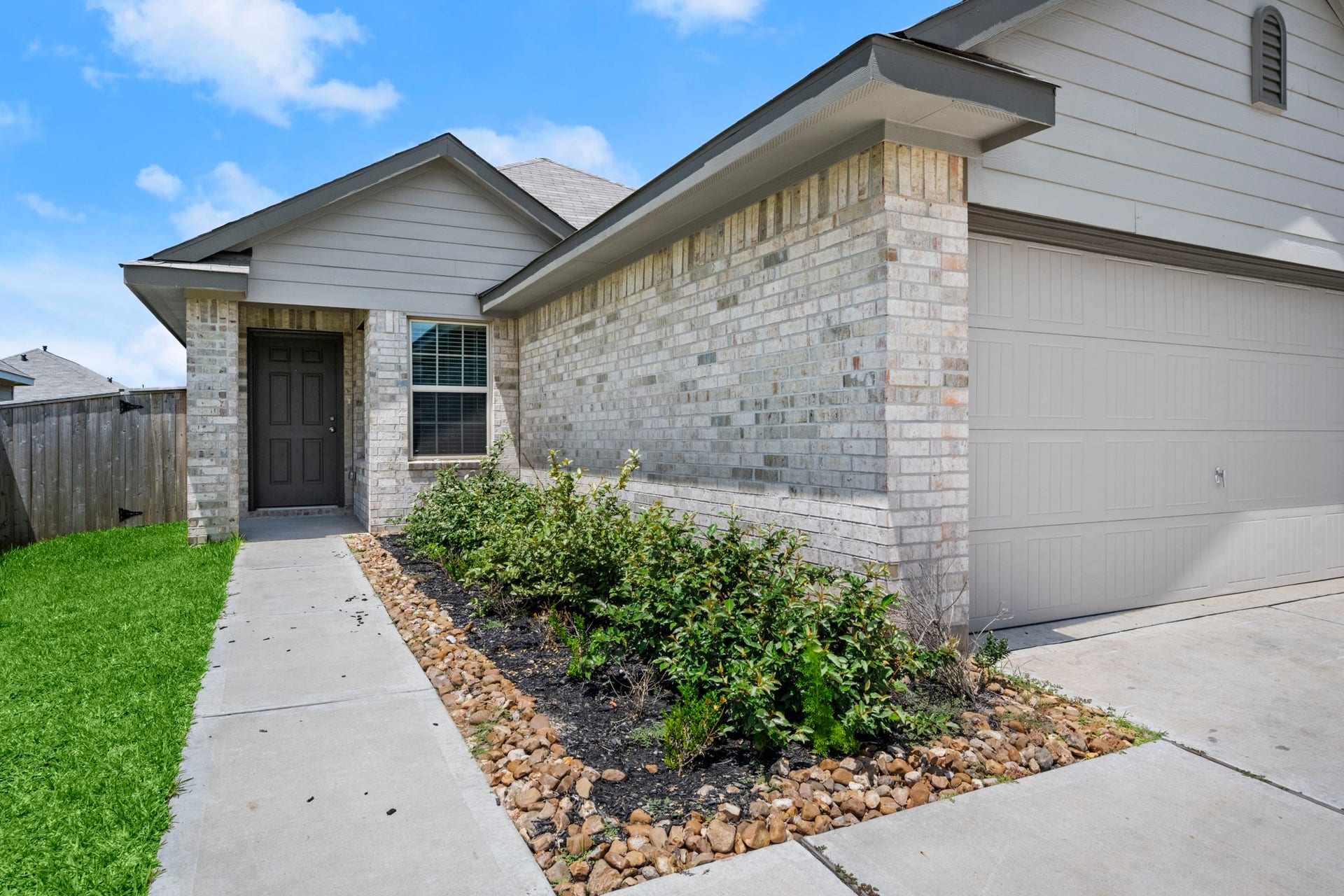 843 Deerhurst, Magnolia, TX 77354 843 Deerhurst, Magnolia, TX 77354