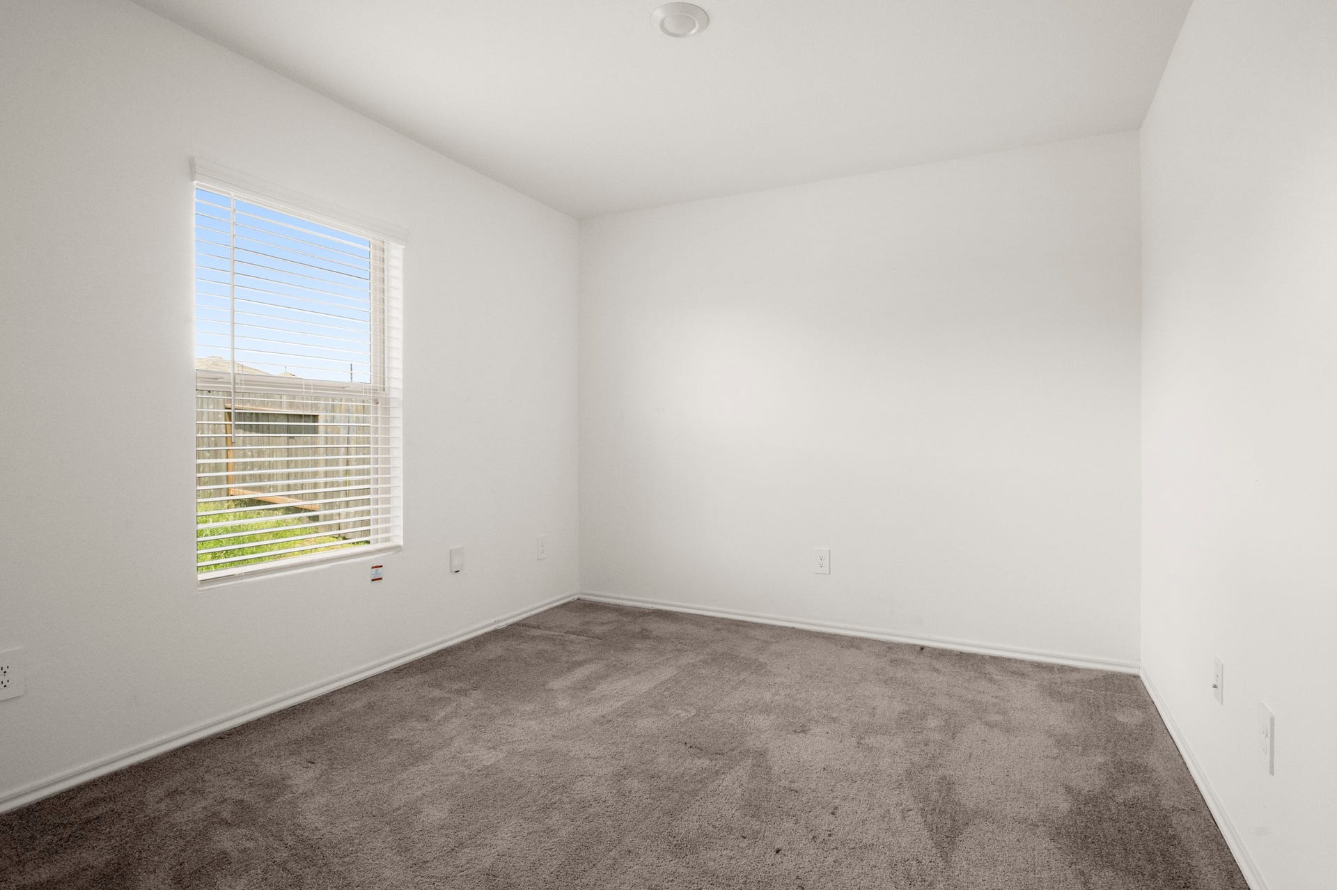 843 Deerhurst, Magnolia, TX 77354 843 Deerhurst, Magnolia, TX 77354