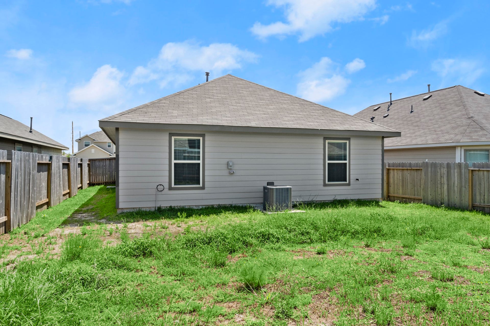 843 Deerhurst, Magnolia, TX 77354 843 Deerhurst, Magnolia, TX 77354