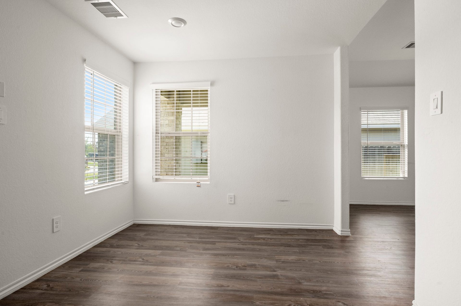 843 Deerhurst, Magnolia, TX 77354 843 Deerhurst, Magnolia, TX 77354