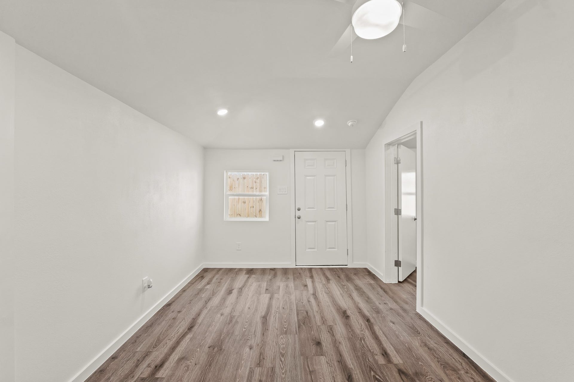 1909 1/2 4th Street, Galena Park, TX 77547 1909 1/2 4th Street, Galena Park, TX 77547