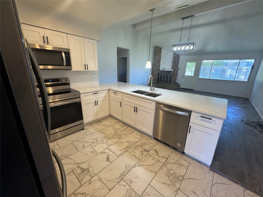 Property photo for 16818 Nina Drive, Friendswood, TX