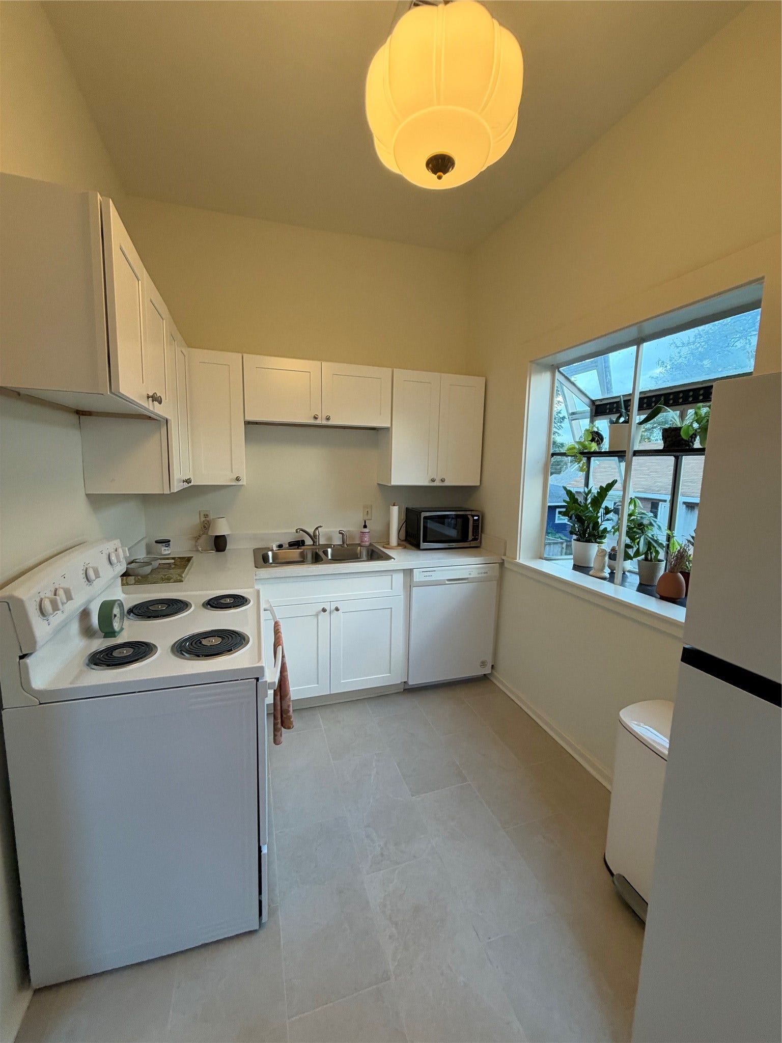 2518 Grant Street, Houston, TX 77006 2518 Grant Street, Houston, TX 77006