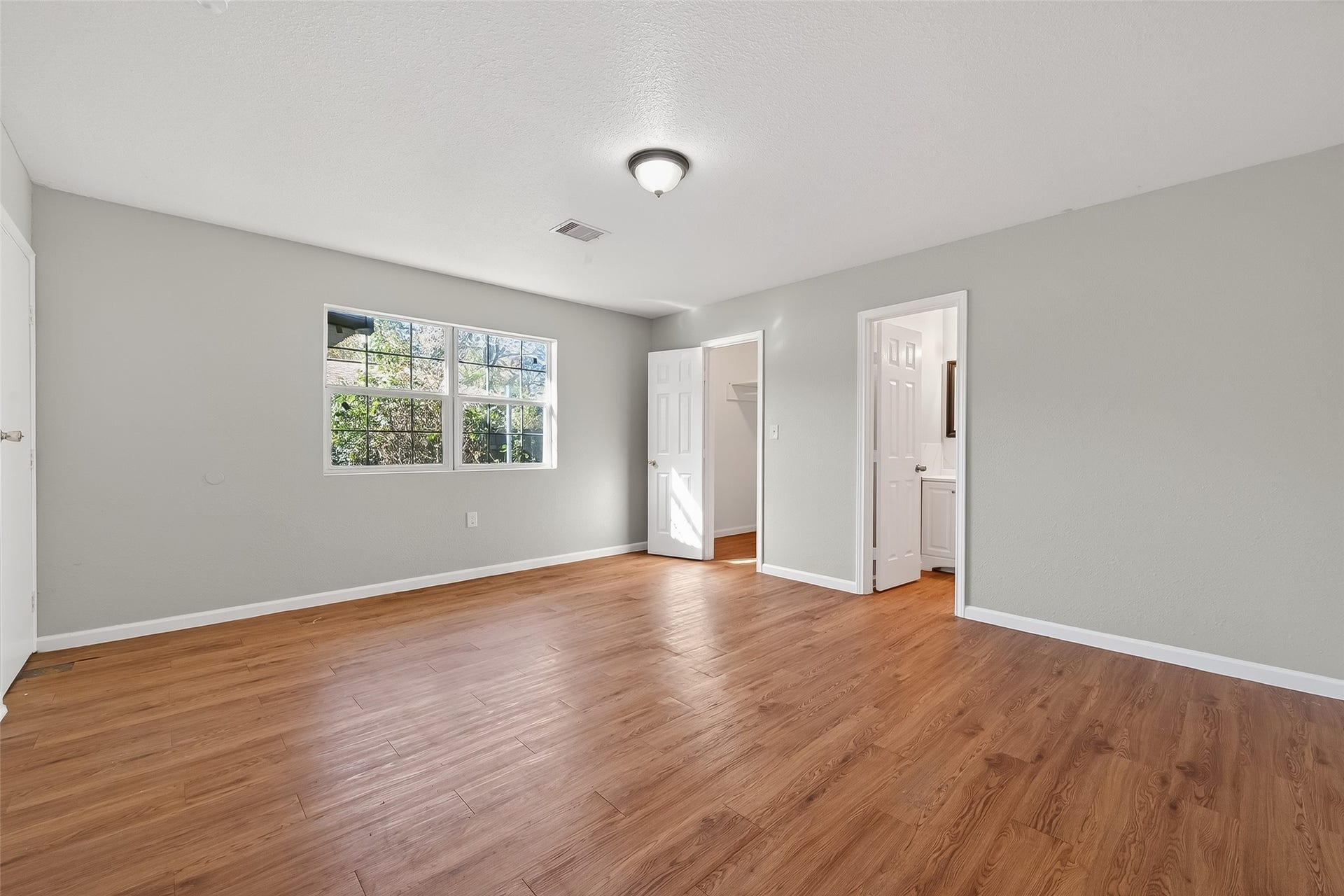 6127 Beldart Street, Houston, TX 77033