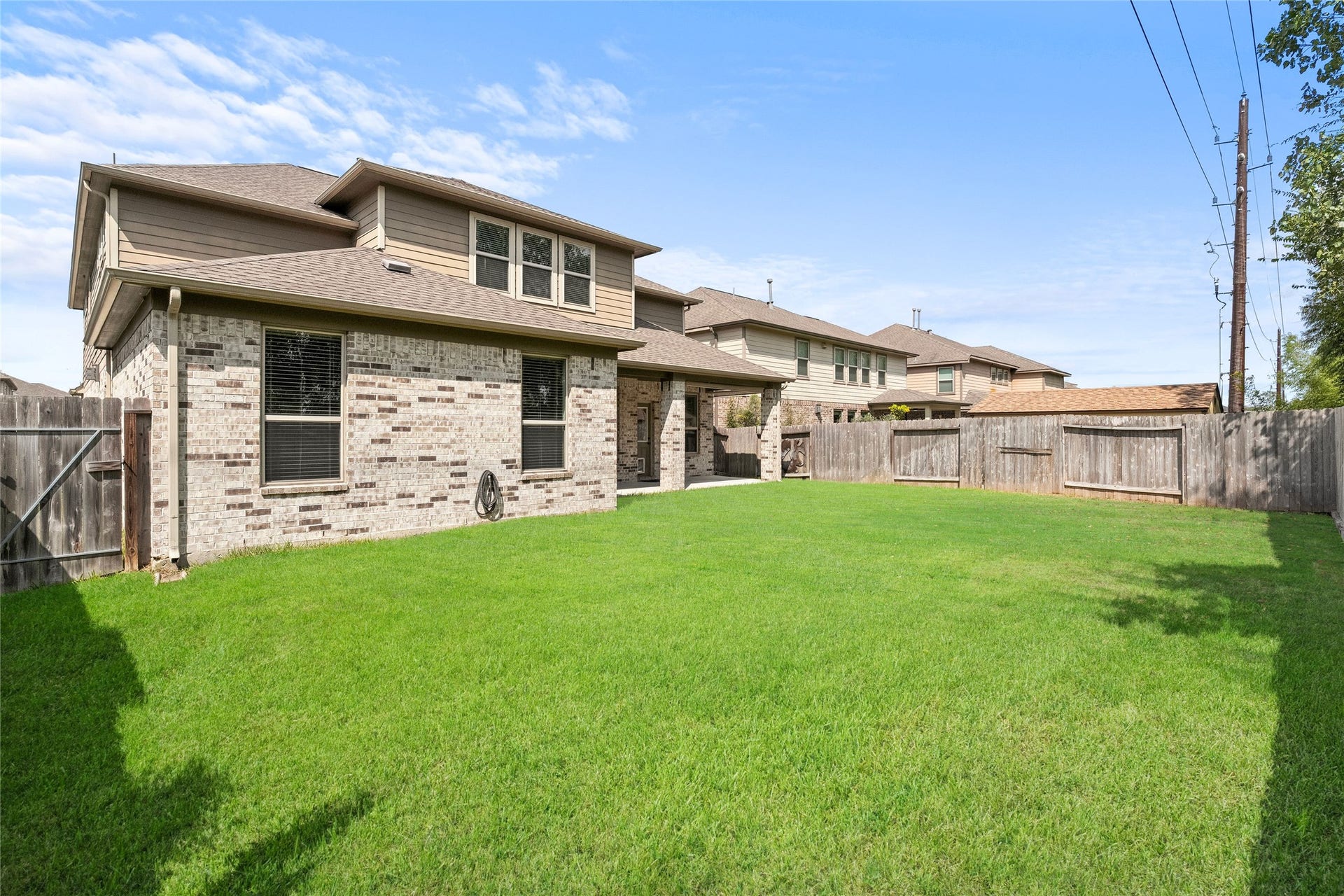 3015 Dawn Light Drive, Rosenberg, TX 77471 Private backyard, ready for entertaining