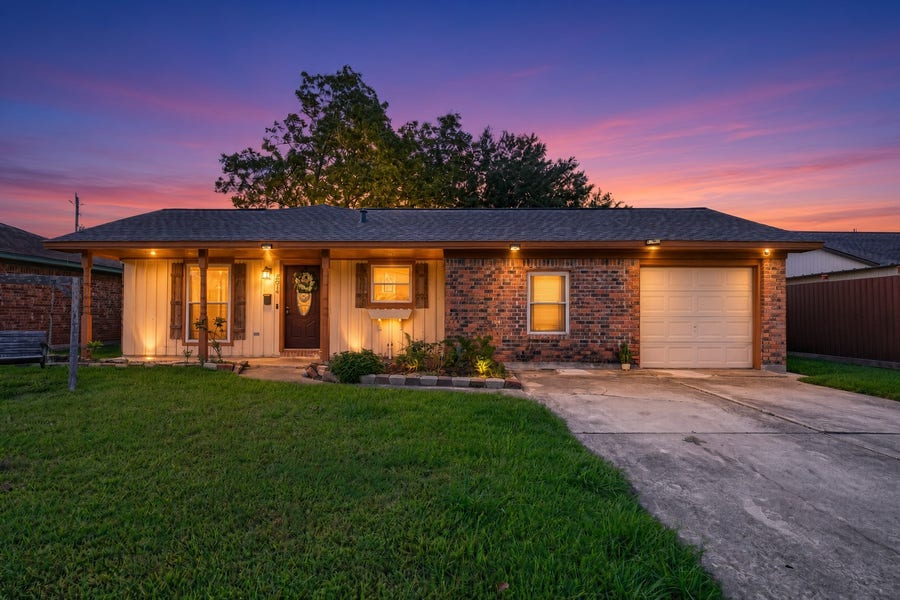 Property photo for 2514 Mulberry Lane, Pasadena, TX