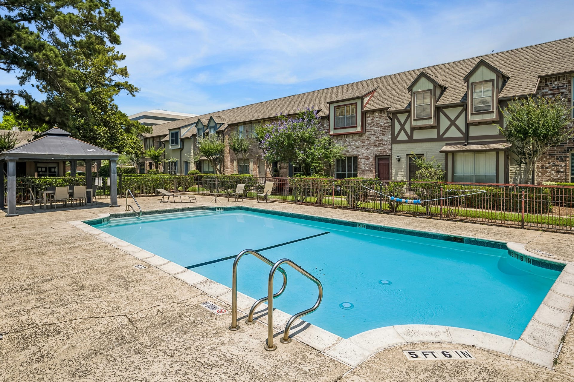 14719 Barryknoll Lane, #51, Houston, TX 77079 Community amenities include a sparkling pool with surrounding deck space and a shaded pavilion for relaxing between swims. The landscaped courtyard setting adds to the neighborhood feel just steps from home.