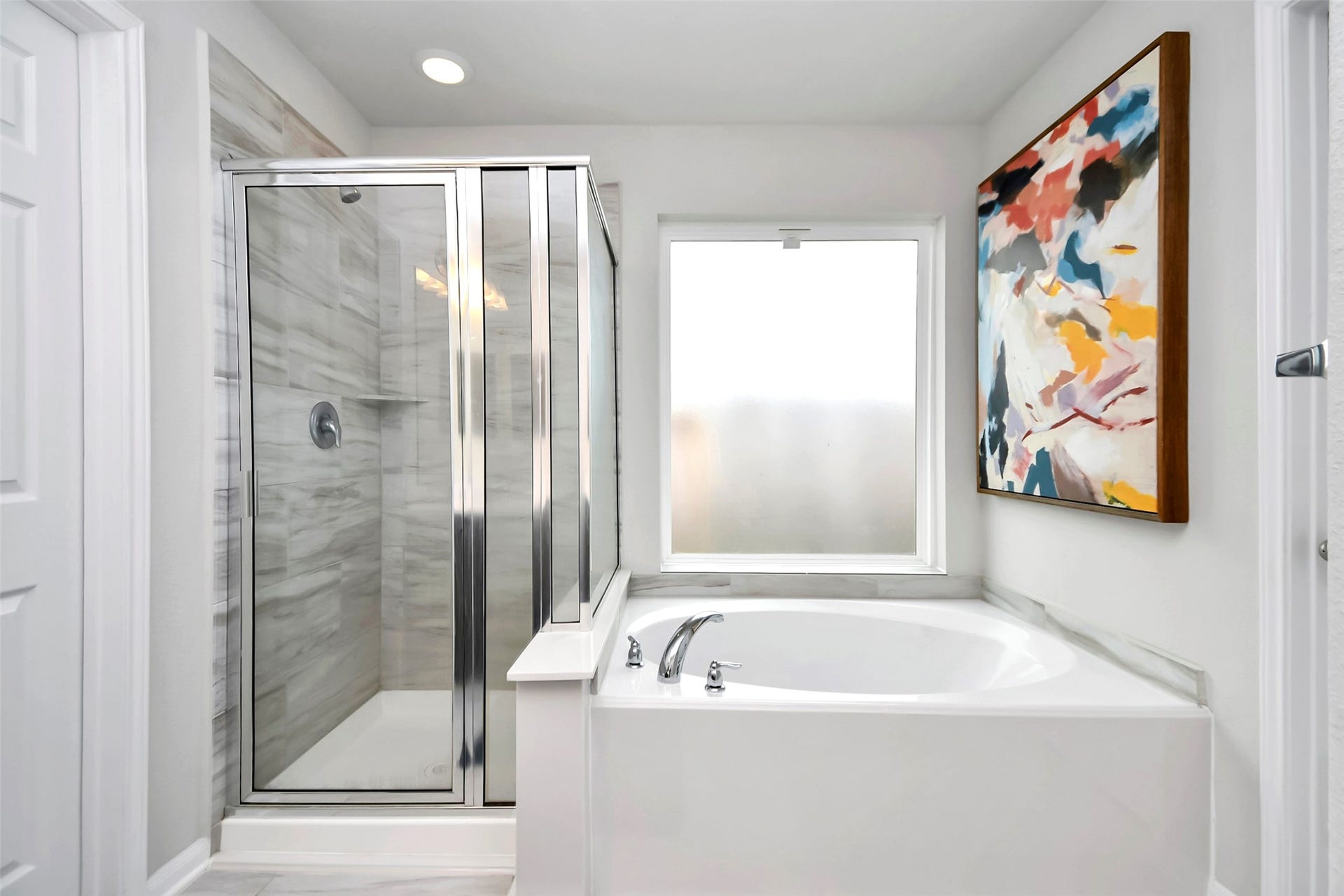 14506 Tundra Swan Drive, Houston, TX 77049 Primary Bathroom with Shower and tub