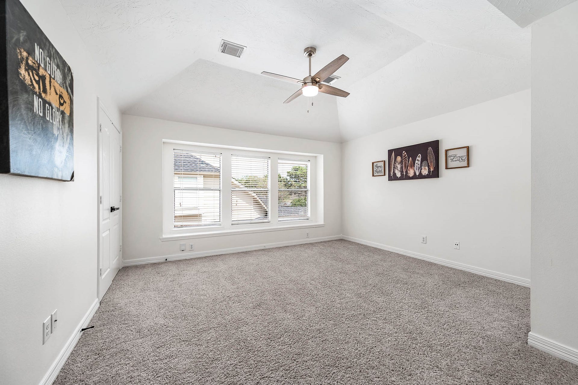 12119 Cielio Bay Lane, Houston, TX 77041 Second bedroom is located upstairs