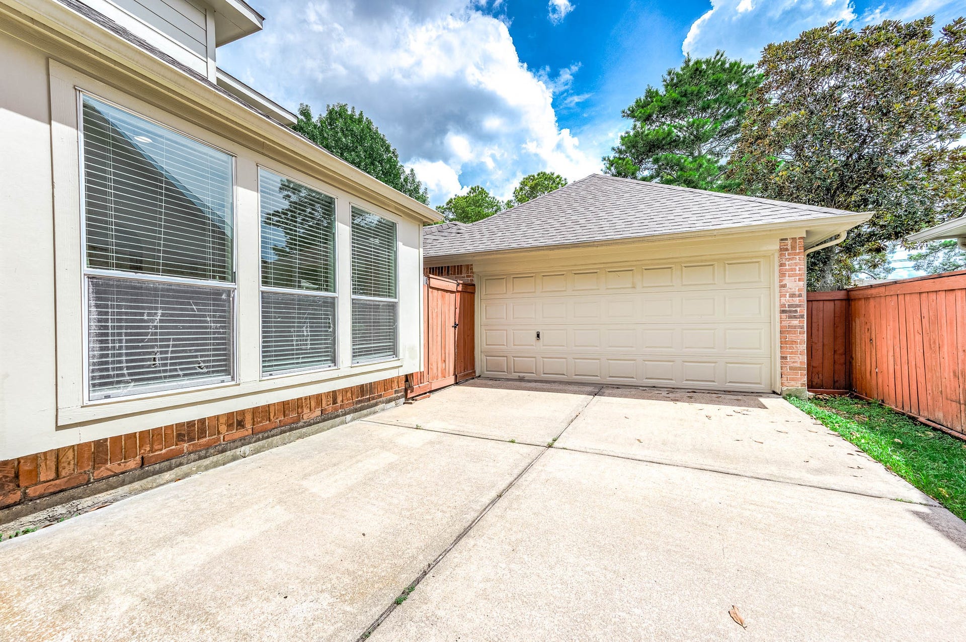 12119 Cielio Bay Lane, Houston, TX 77041 12119 Cielio Bay Lane, Houston, TX 77041