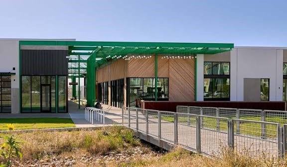 1615 Bingham Street, Houston, TX 77007 TRAILS NEARRBY seamlessly connecting you to downtown and White Oak Bayou, right near the lively Sawyer Heights and Target.