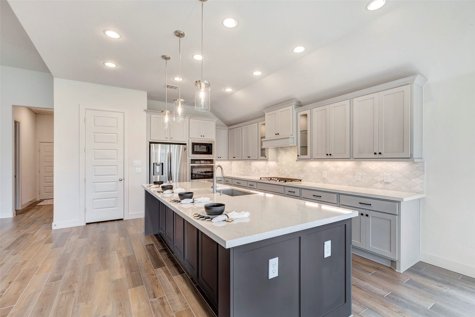 30527 Watershed Way, Fulshear, TX 77441 30527 Watershed Way, Fulshear, TX 77441
