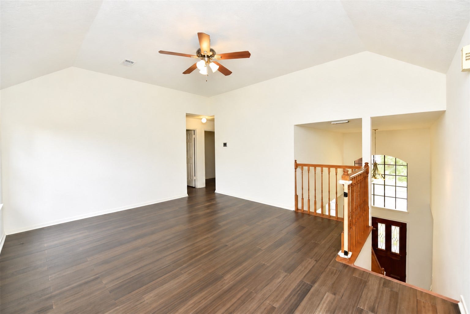 1110 Lake Estates Drive, Sugar Land, TX 77498