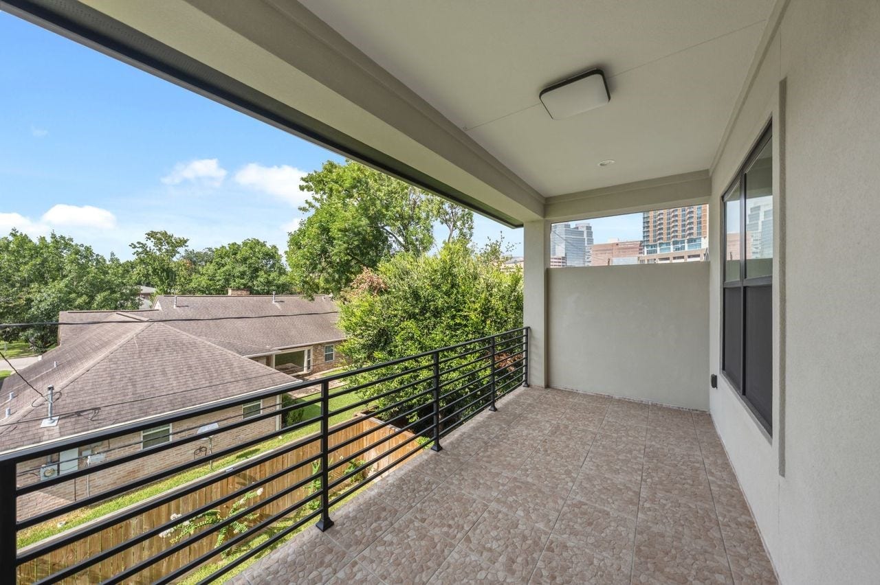 2046 MacArthur Street, Houston, TX 77030 Private Balcony in the Primary Bedroom