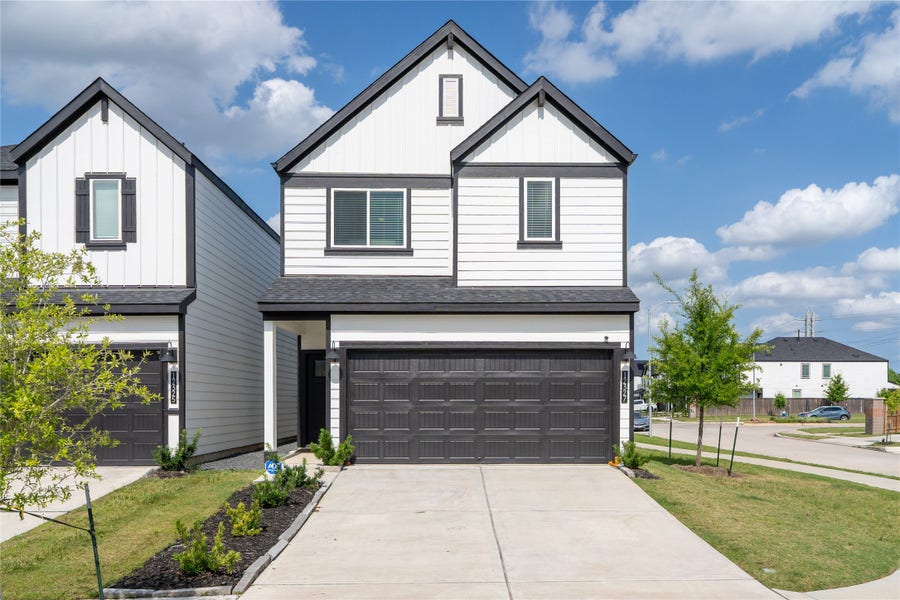 Property photo for 12327 Brandenburg Gate Dr Drive, Houston, TX