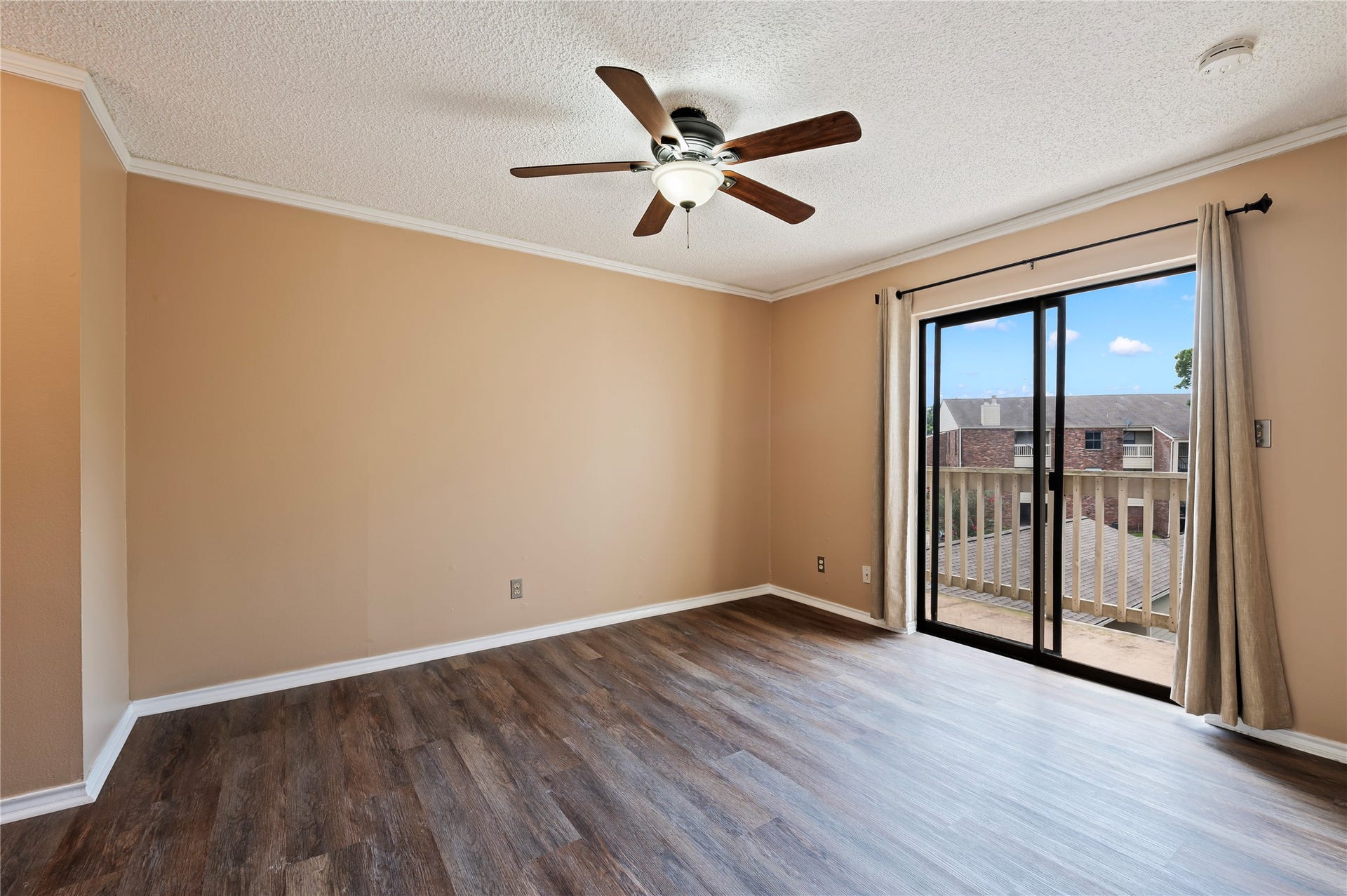 2501 Gulf Freeway, #6A, Dickinson, TX 77539 Primary Bedroom