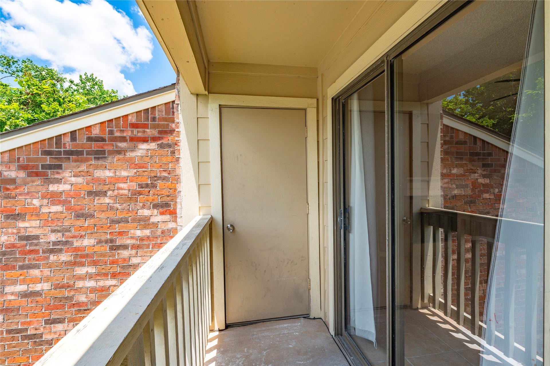 2501 Gulf Freeway, #6A, Dickinson, TX 77539 Outside Balcony from living room and storage