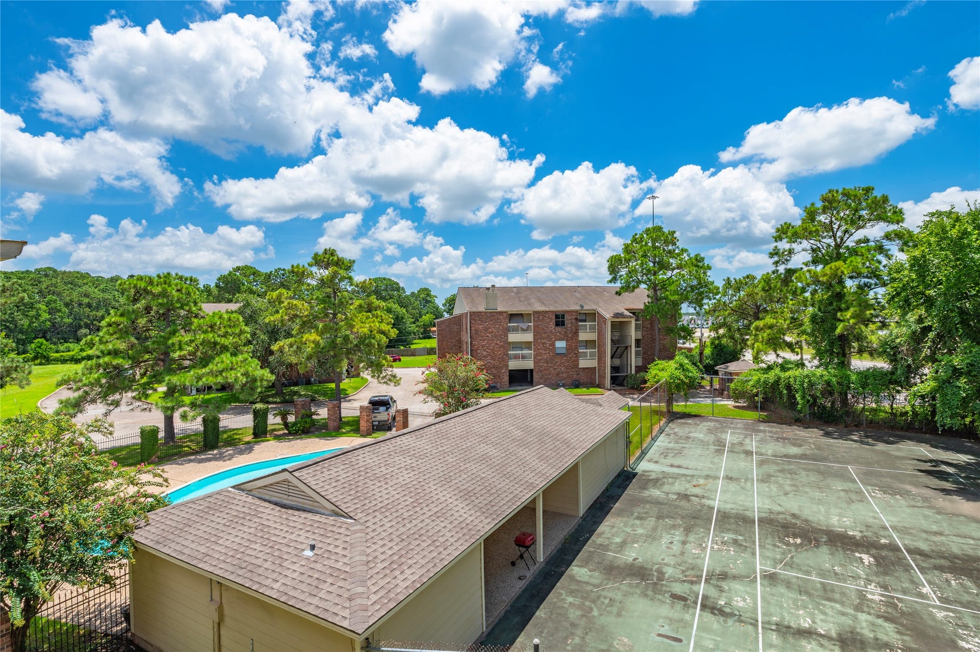 2501 Gulf Freeway, #6A, Dickinson, TX 77539 Primary Bedroom Balcony