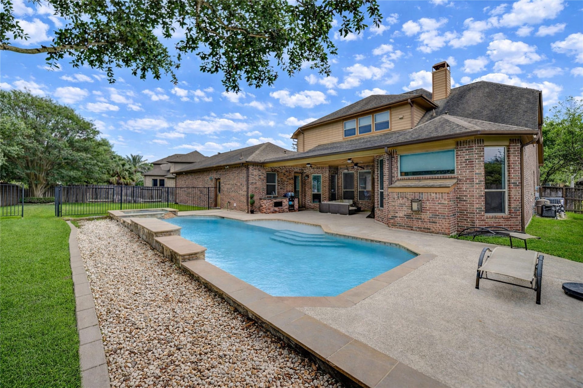 27715 Guthrie Ridge Ln, Katy, TX 77494 A truly remarkable homean opportunity you wont want to miss!