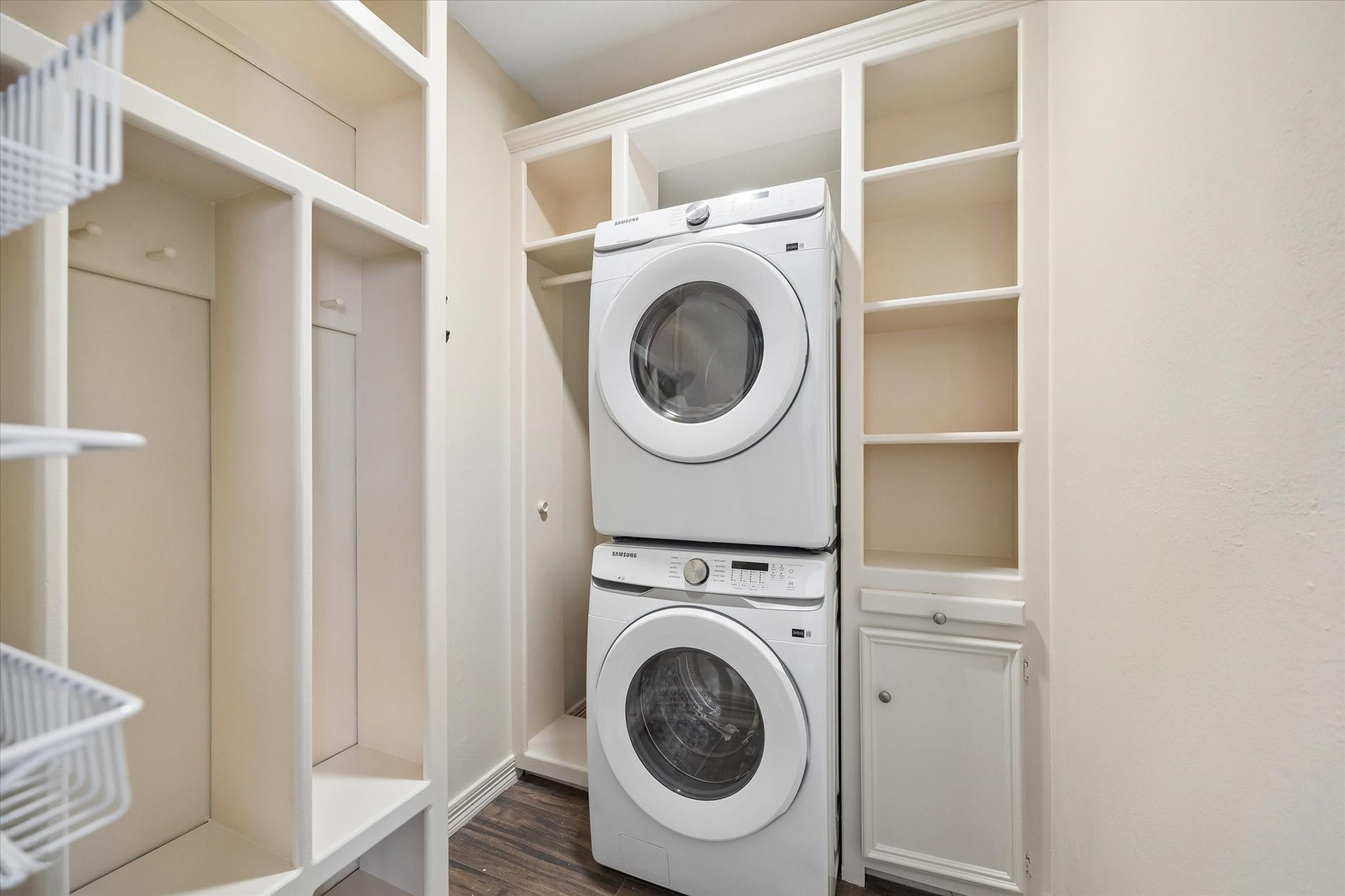 4106 Trent Street, Sugar Land, TX 77479 4106 Trent Street, Sugar Land, TX 77479