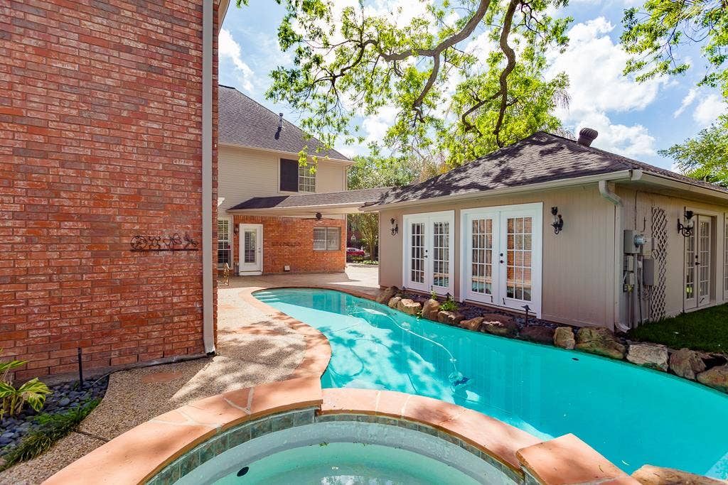 4106 Trent Street, Sugar Land, TX 77479 4106 Trent Street, Sugar Land, TX 77479