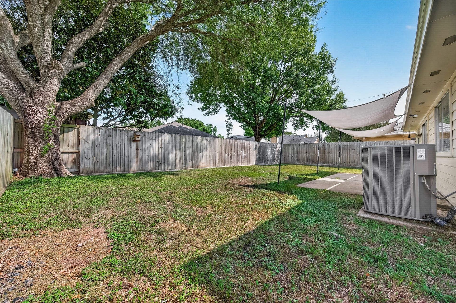 15522 Town Green Drive, Houston, TX 77083 15522 Town Green Drive, Houston, TX 77083