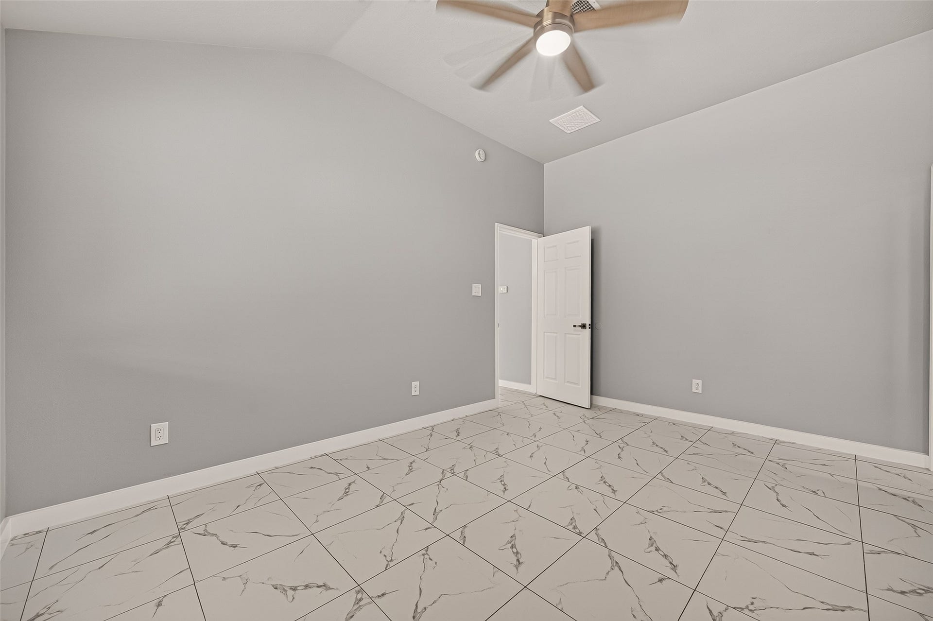 15522 Town Green Drive, Houston, TX 77083 15522 Town Green Drive, Houston, TX 77083