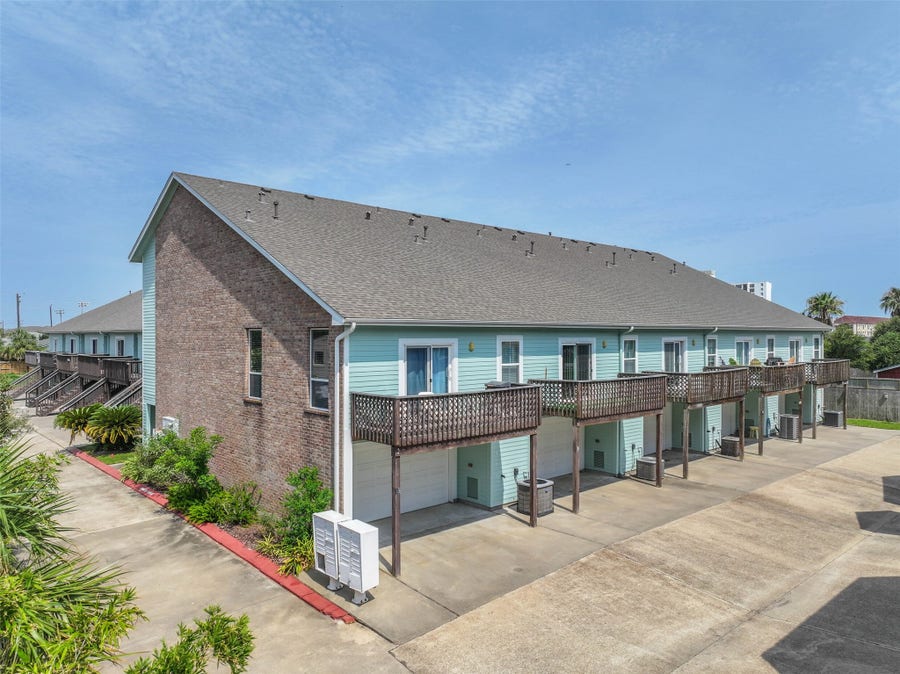 Property photo for 3100 75th Street, #10, Galveston, TX