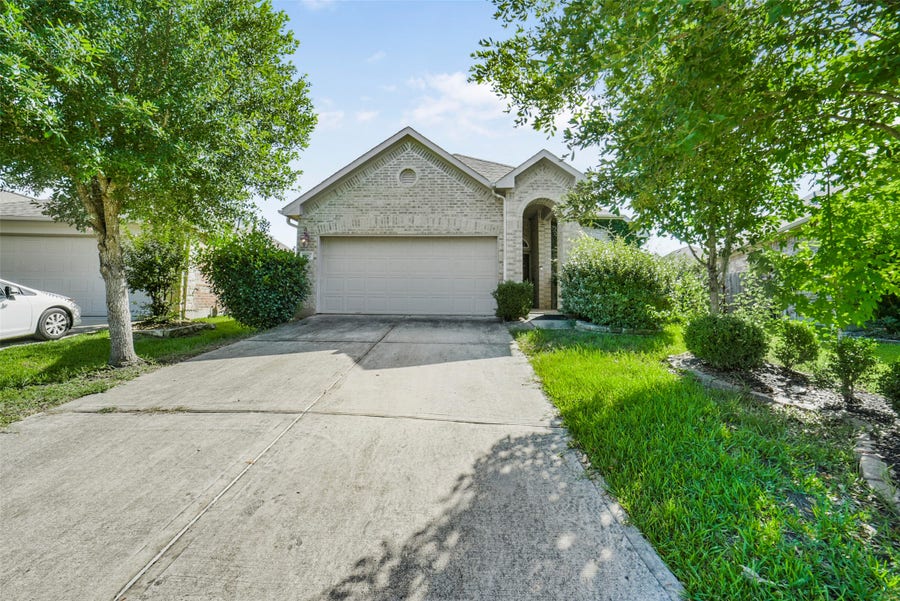 Property photo for 2217 Pine Creek Court, Conroe, TX