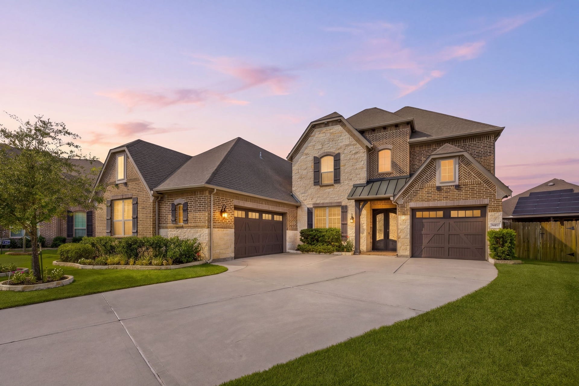 Thank you for viewing our listing. We'd love to show you this home! Call us today to schedule your private showing.