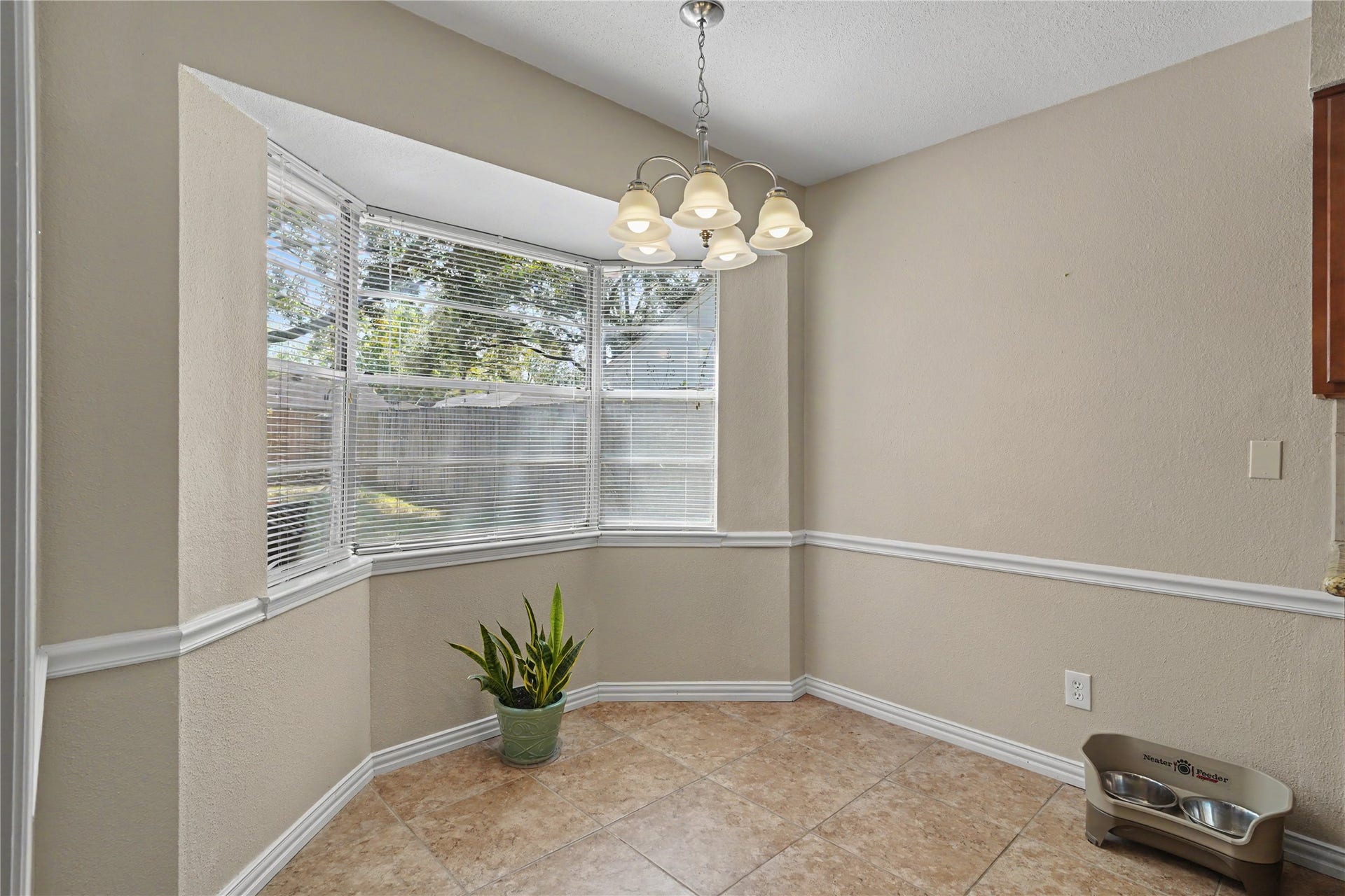 15826 Parksley Drive, Houston, TX 77059 15826 Parksley Drive, Houston, TX 77059