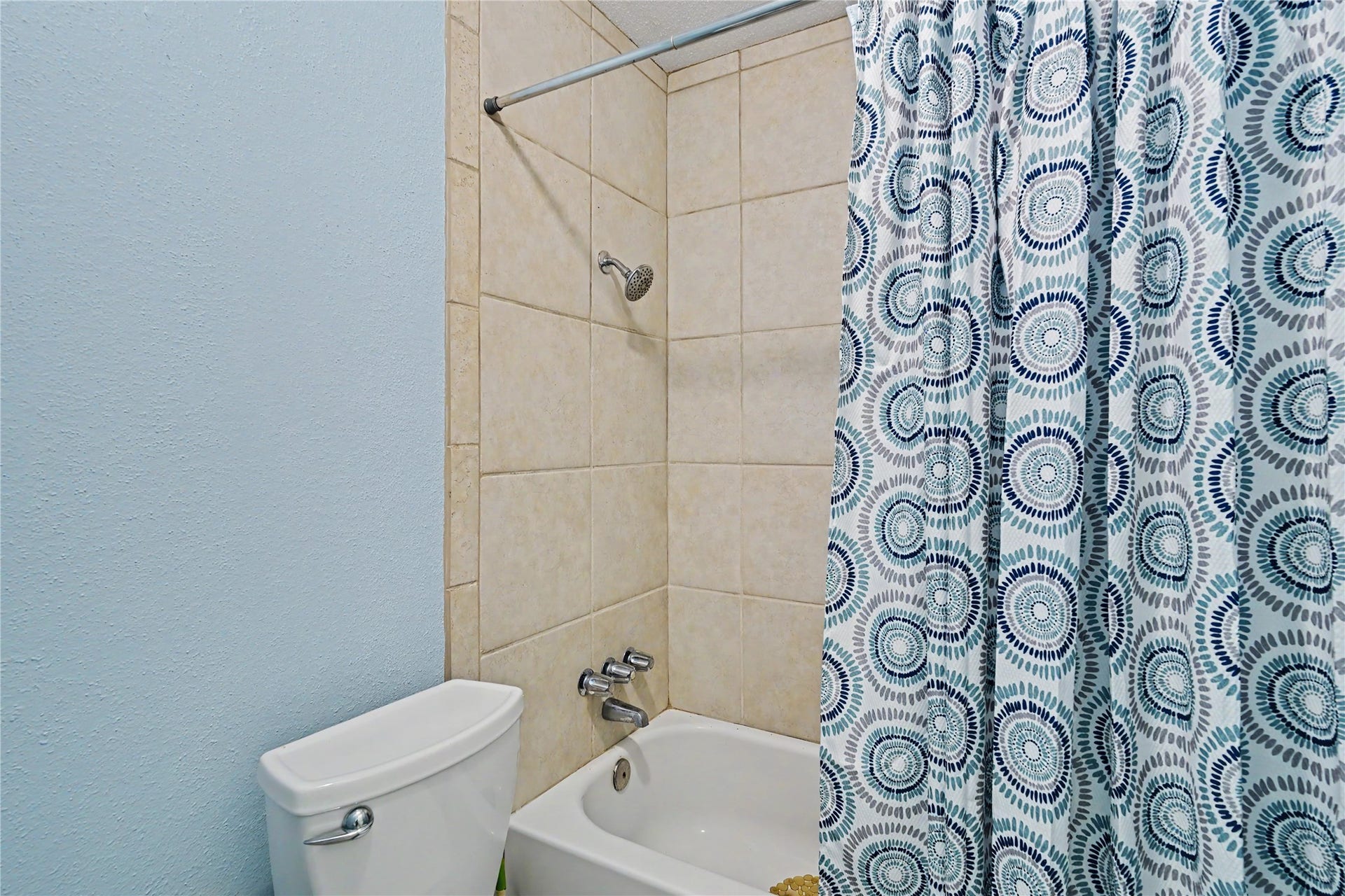 15826 Parksley Drive, Houston, TX 77059 15826 Parksley Drive, Houston, TX 77059