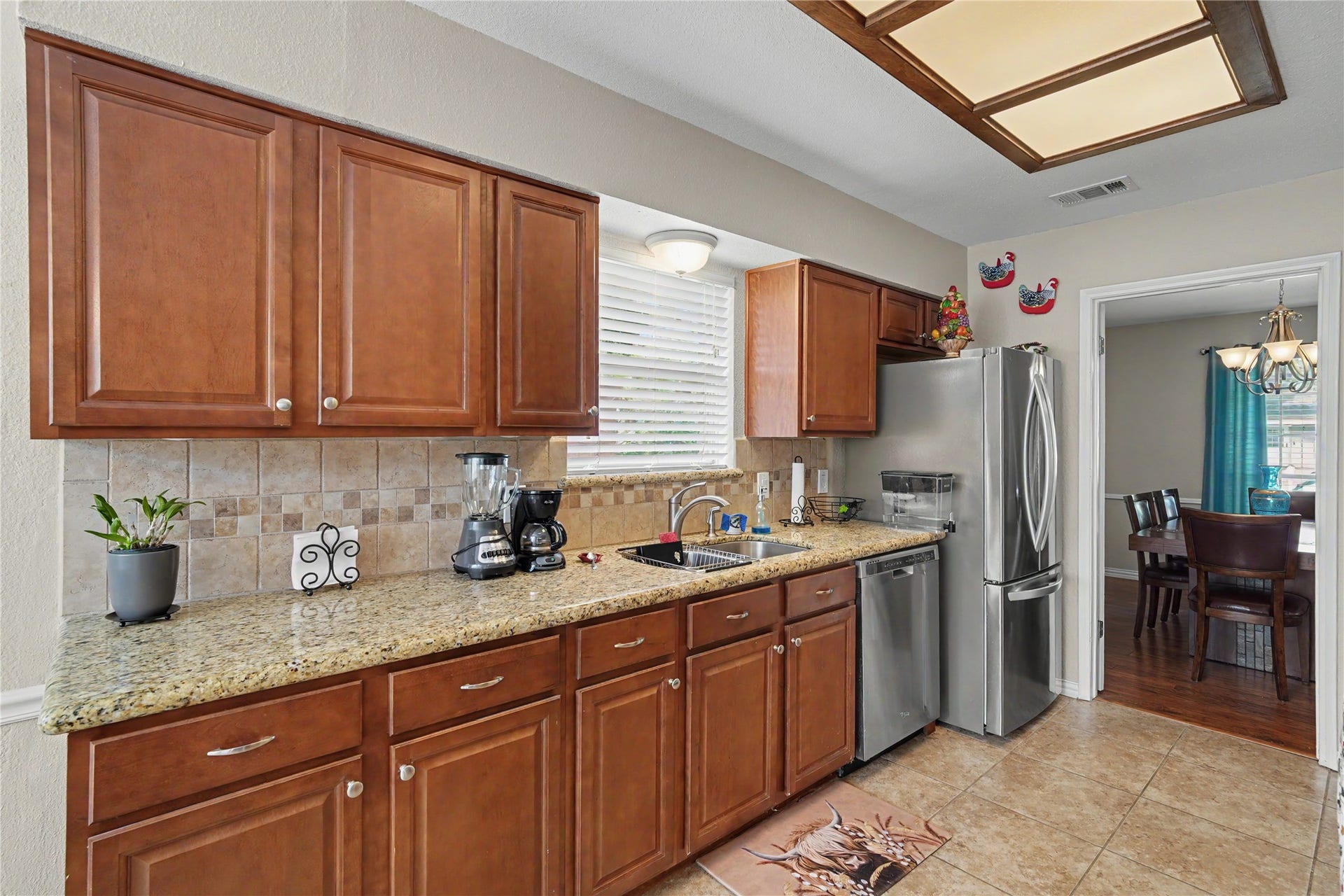15826 Parksley Drive, Houston, TX 77059 15826 Parksley Drive, Houston, TX 77059