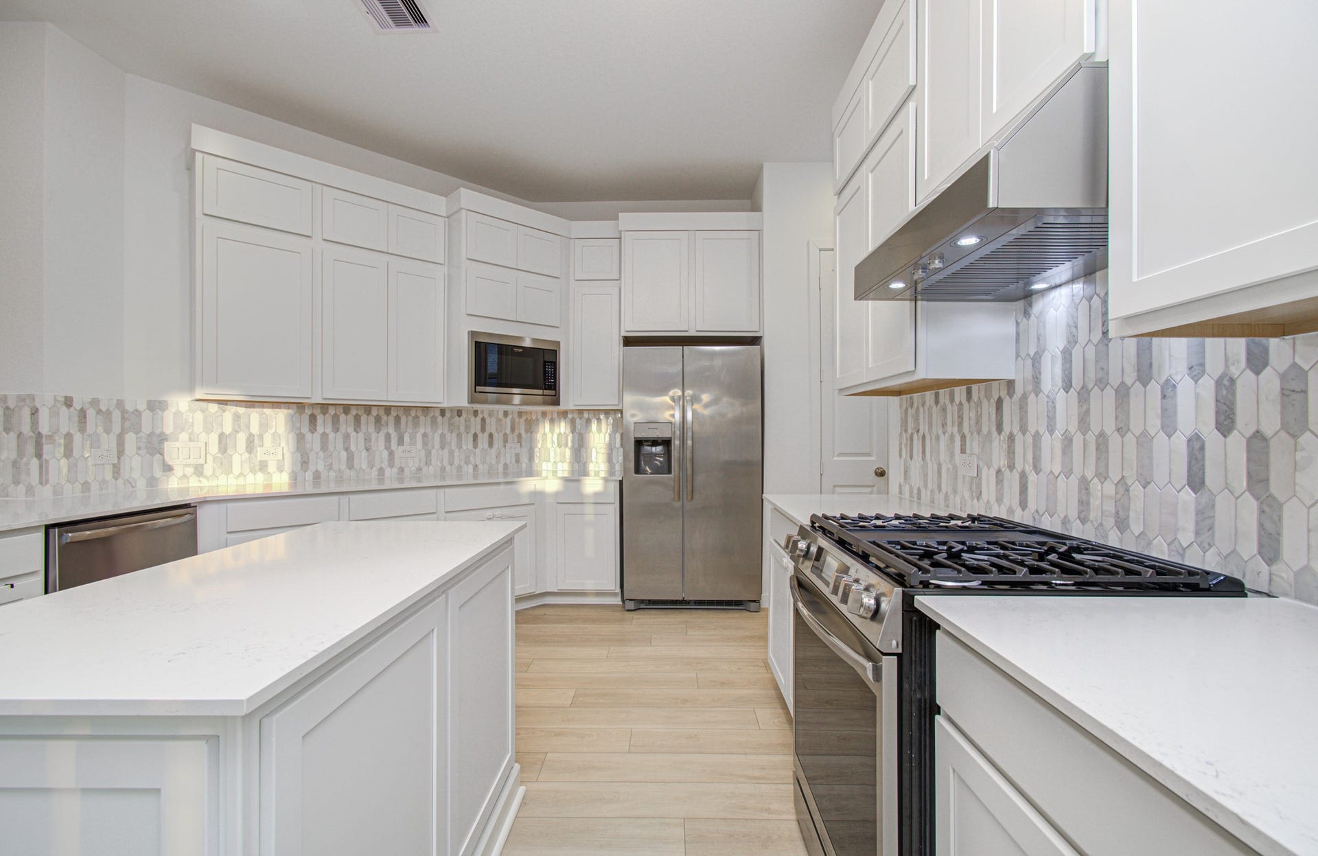 3033 Wild Fox Drive, Katy, TX 77493 3033 Wild Fox Drive, Katy, TX 77493