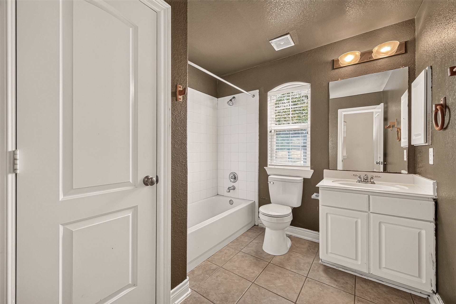 19010 S Jasmine Bloom Lane S, Cypress, TX 77429