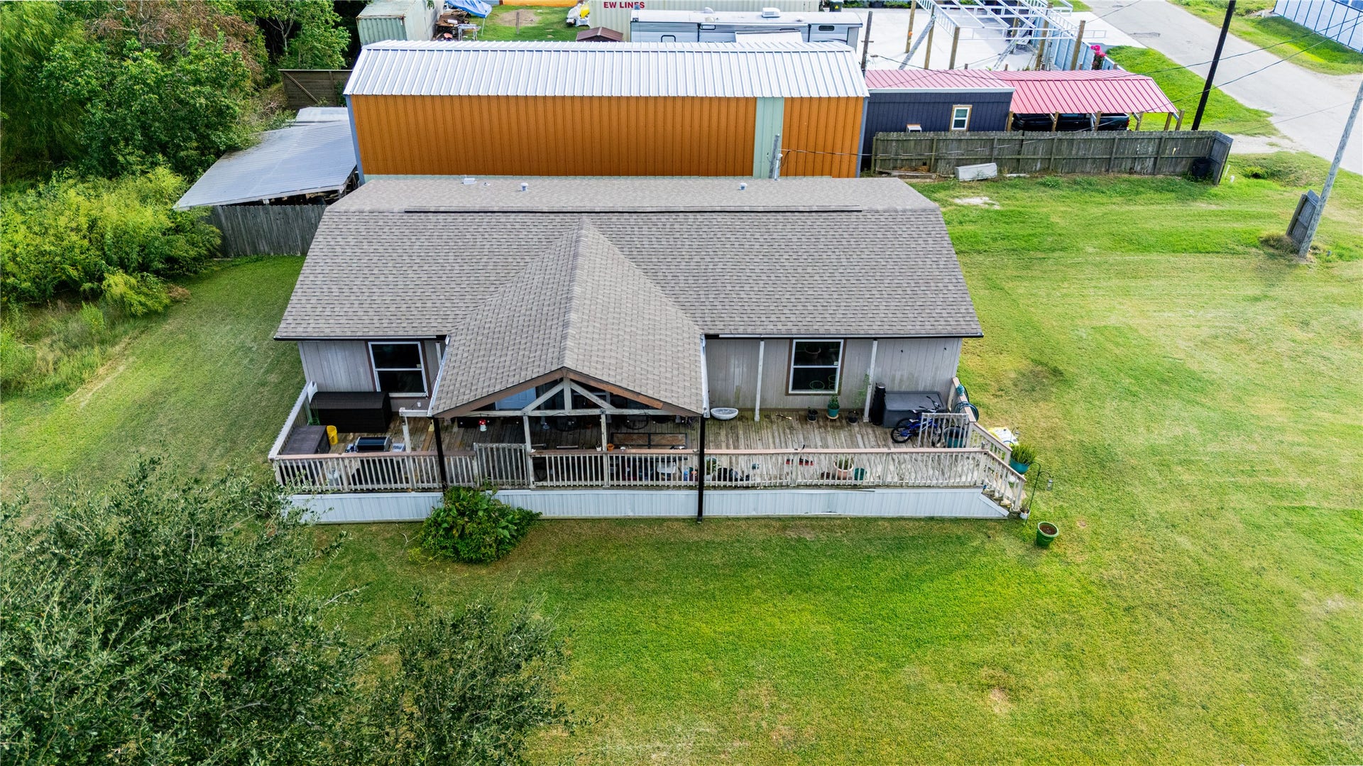 339 6th Street, San Leon, TX 77539 339 6th Street, San Leon, TX 77539