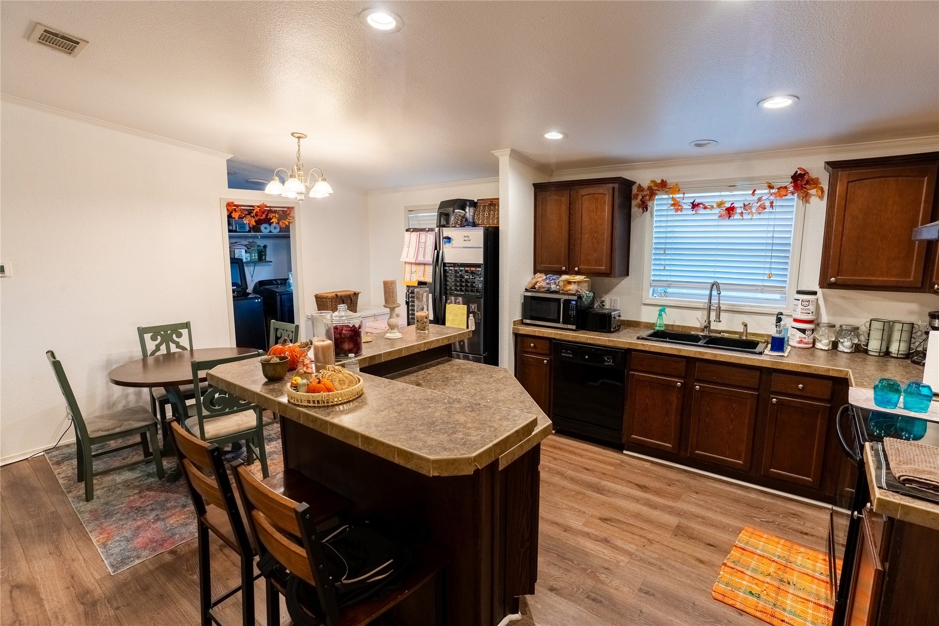 339 6th Street, San Leon, TX 77539 339 6th Street, San Leon, TX 77539